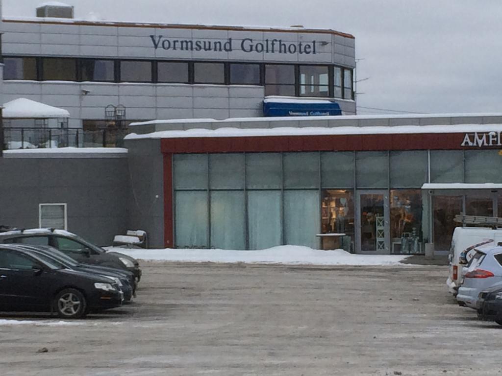 Vormsund Golf Hotell Bed Breakfast Exteriér fotografie